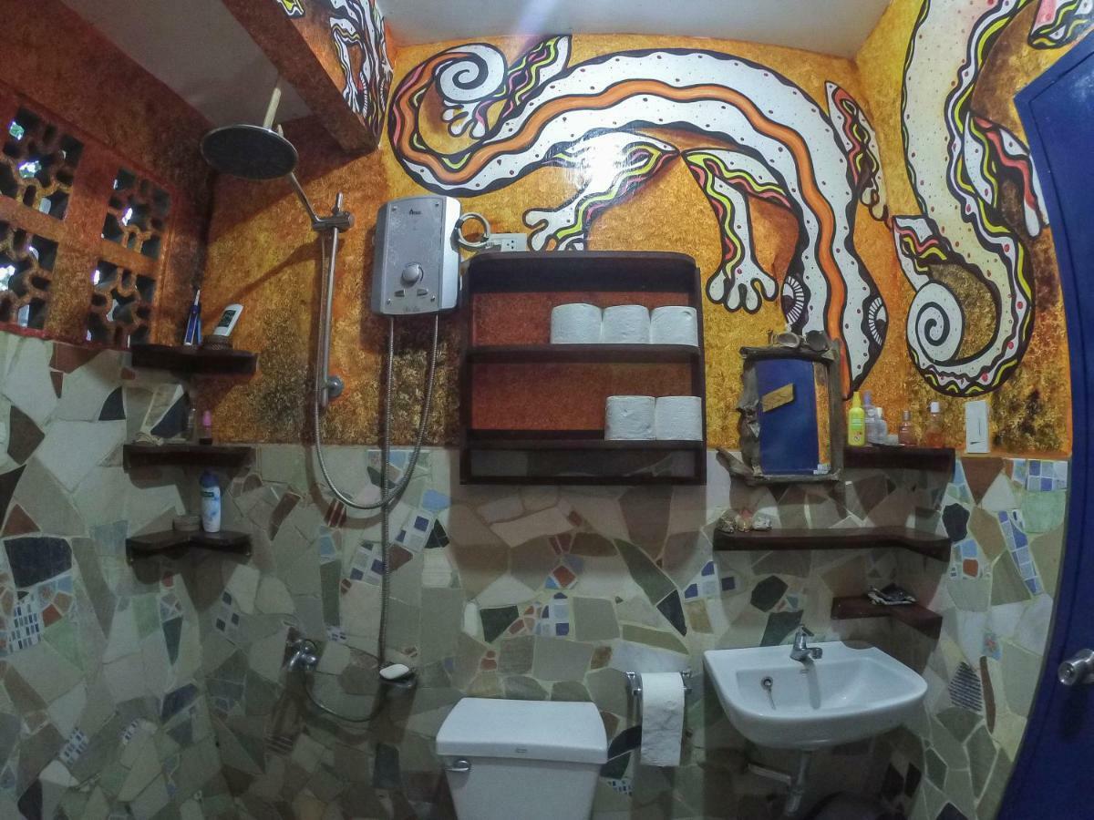 Hotel Bamboo Nest à Puerto Princesa Extérieur photo